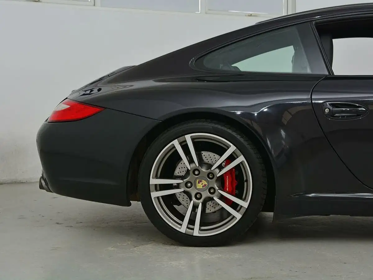 2011-porsche-911-38-carrera-s-rwd-coupe-pdk-big-12