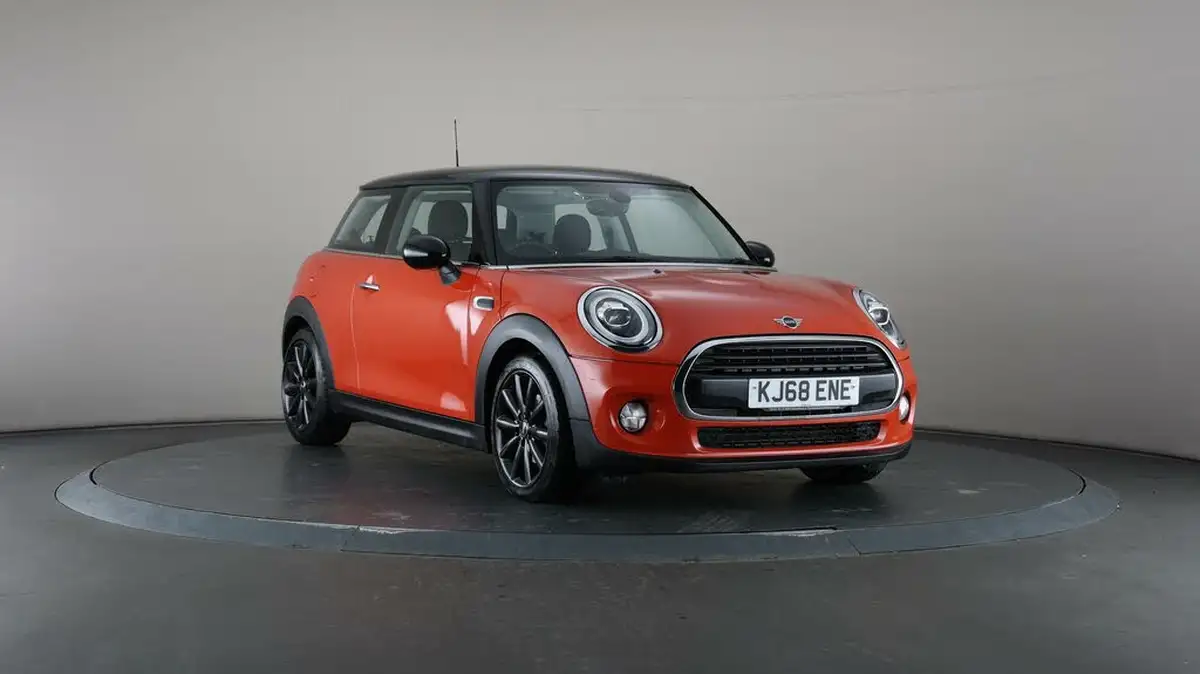 2019-mini-cooper-15-cooper-classic-ss-hatchback-3d-auto-big-49