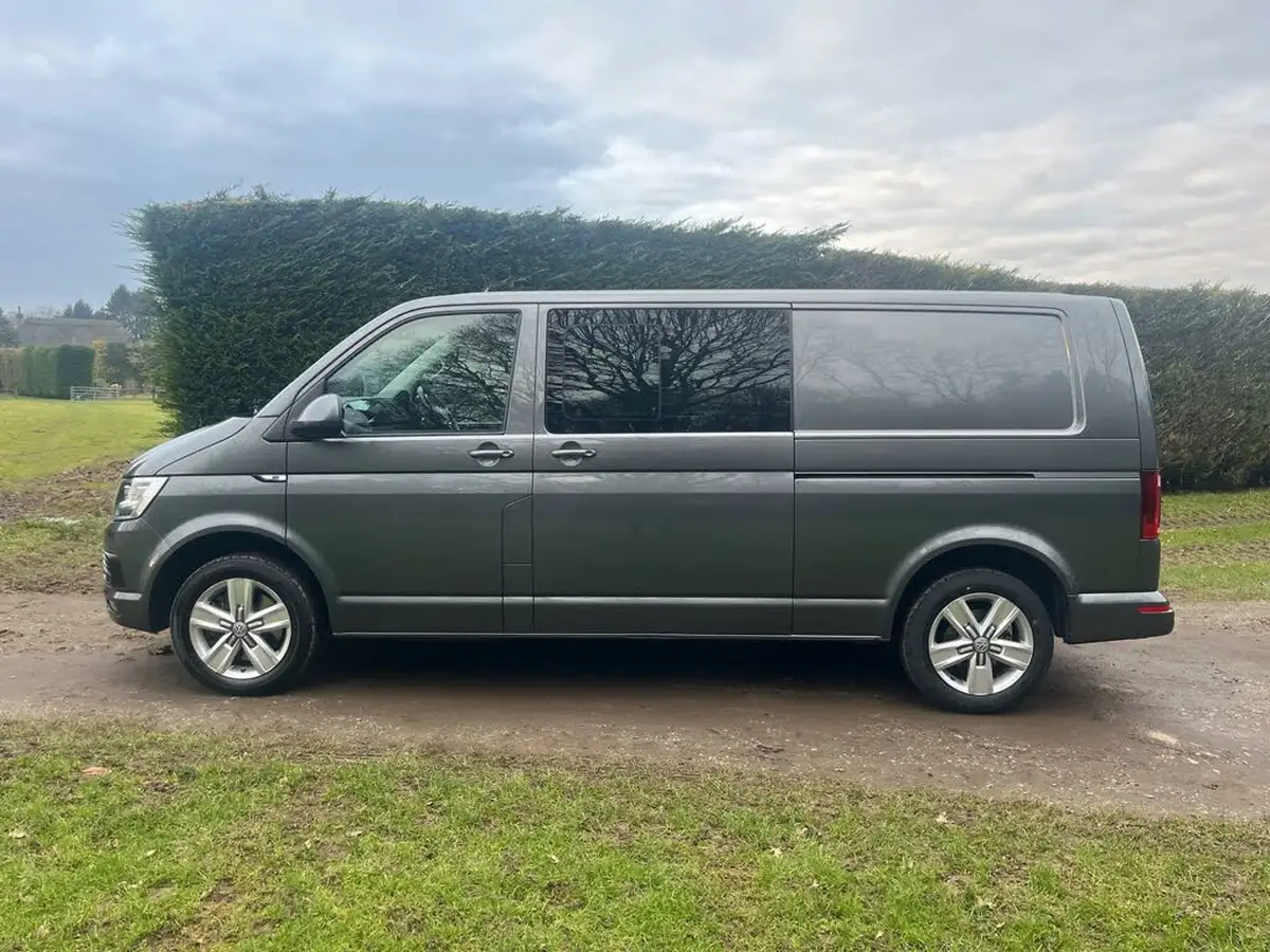 2019-volkswagen-transporter-20tdi-t32-highline-bmt-swb-150pseu6dt-e-kombi-dsg-big-3