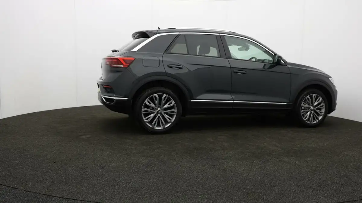 2021-volkswagen-t-roc-20-tsi-sel-big-29
