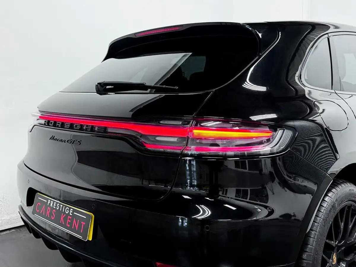 2021-porsche-macan-29-v6-gts-380ps-big-17