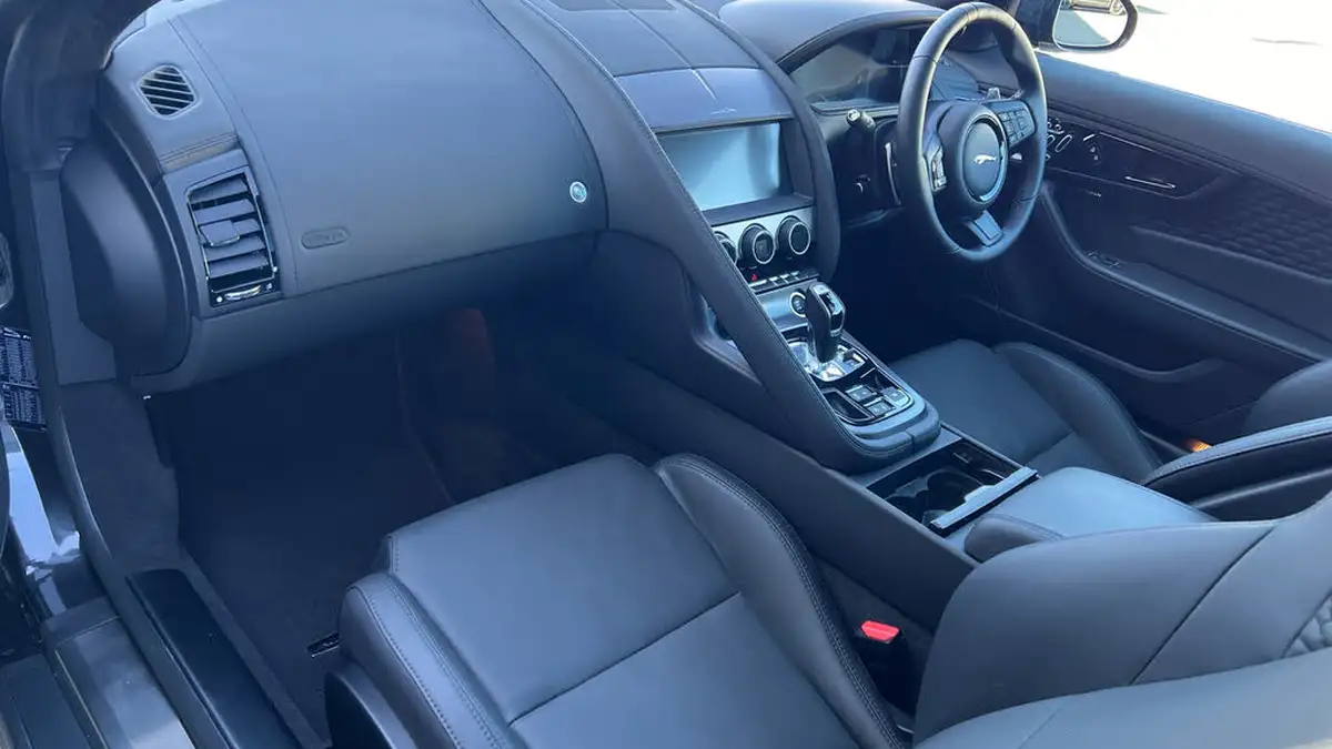 2023-jaguar-f-type-50-v8-p450-75-awd-coupe-big-22
