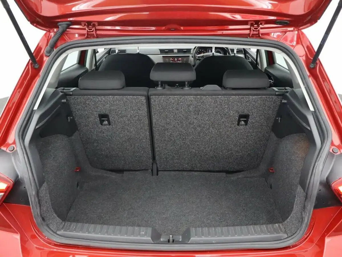 2017-seat-ibiza-10-tsi-se-big-29