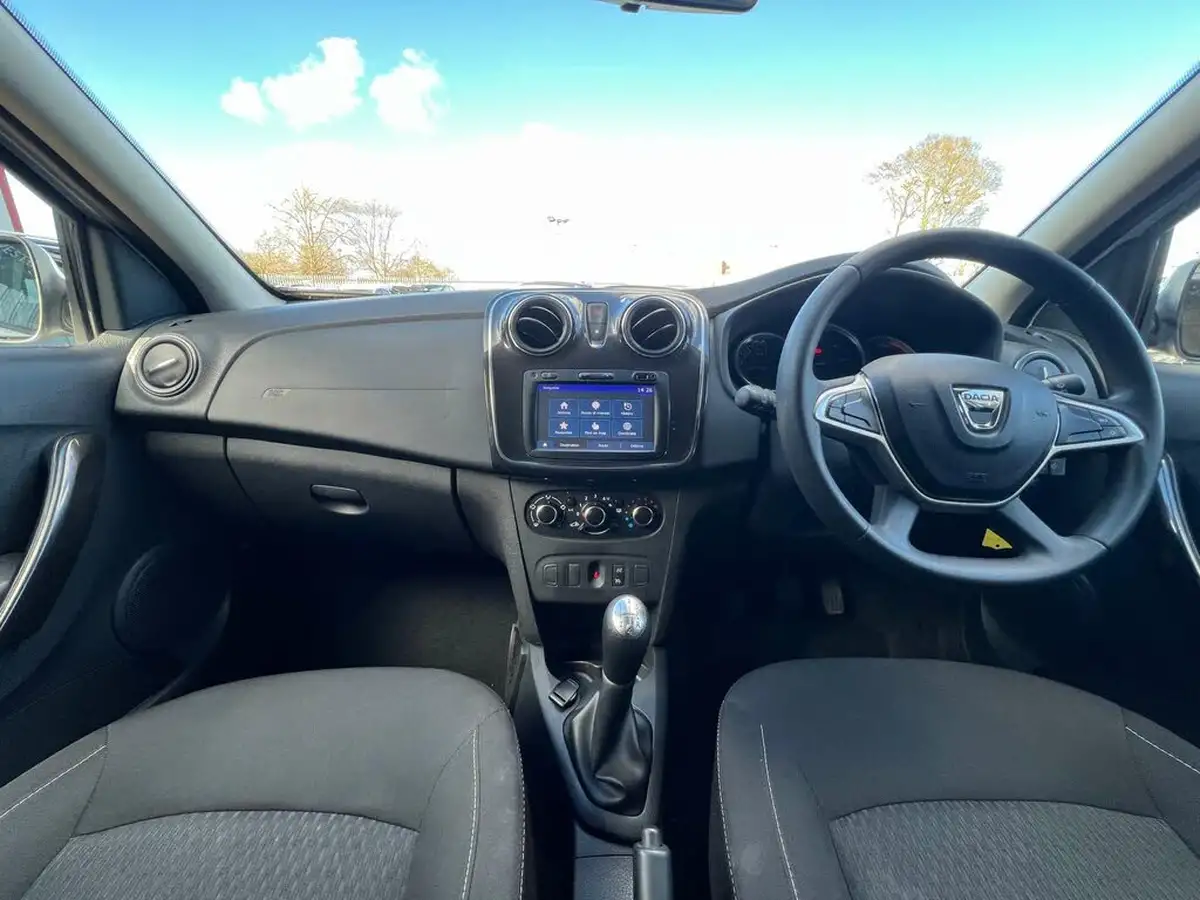 2018-dacia-sandero-09-tce-comfort-big-12