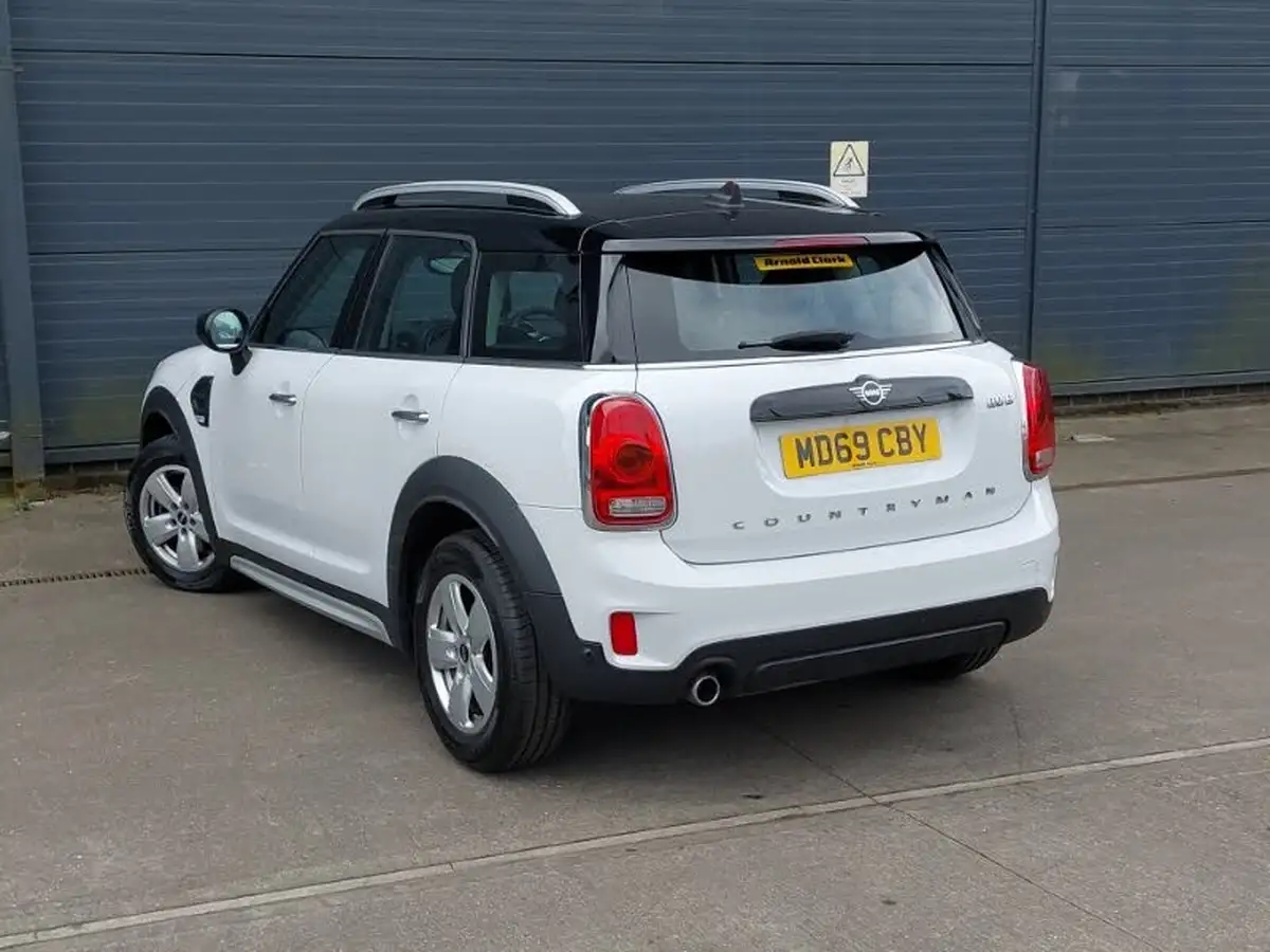 2020-mini-countryman-15-cooper-classic-auto-big-1