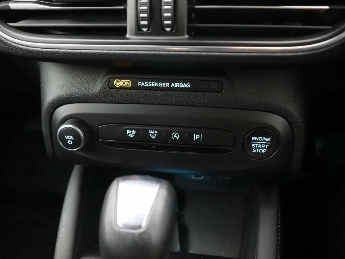 2023-ford-focus-10t-titanium-x-125ps-hybrid-mhev-estate-powershift-big-31