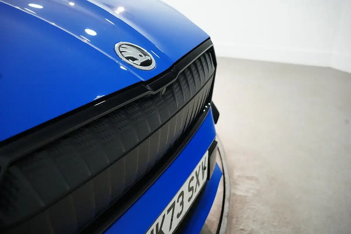 2022-skoda-enyaq-e-80x-sportline-plus-big-19