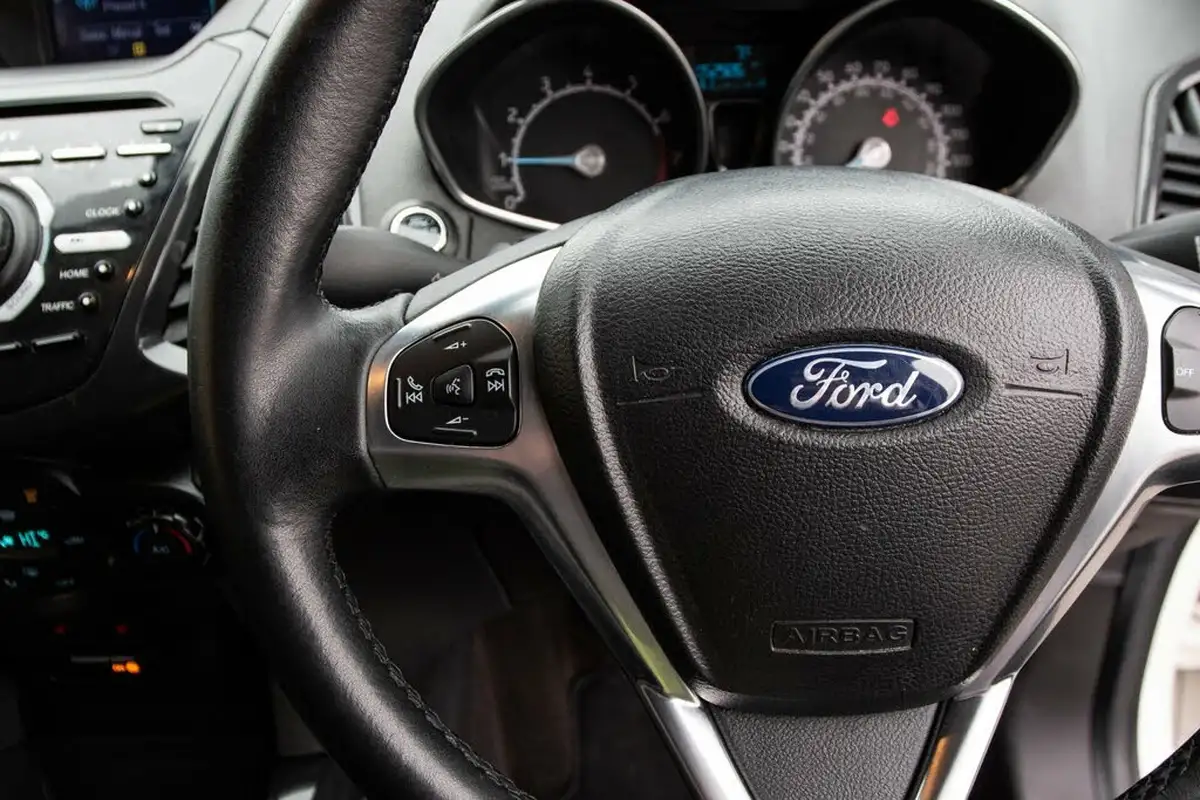 2017-ford-ecosport-10t-titanium-s-140ps-big-18