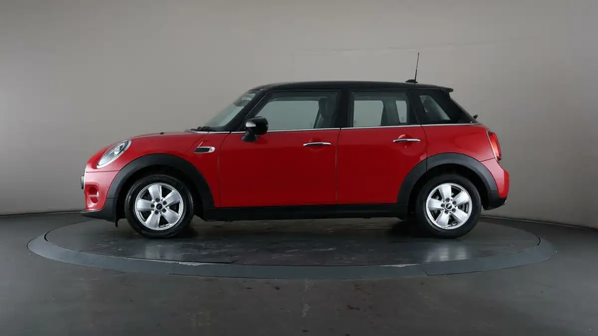 2021-mini-countryman-15-cooper-classic-big-34