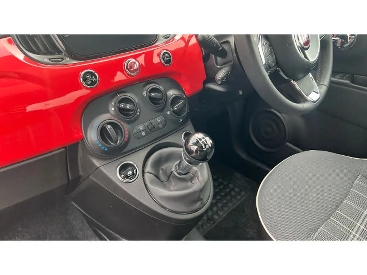 2020-fiat-500-10-lounge-big-12