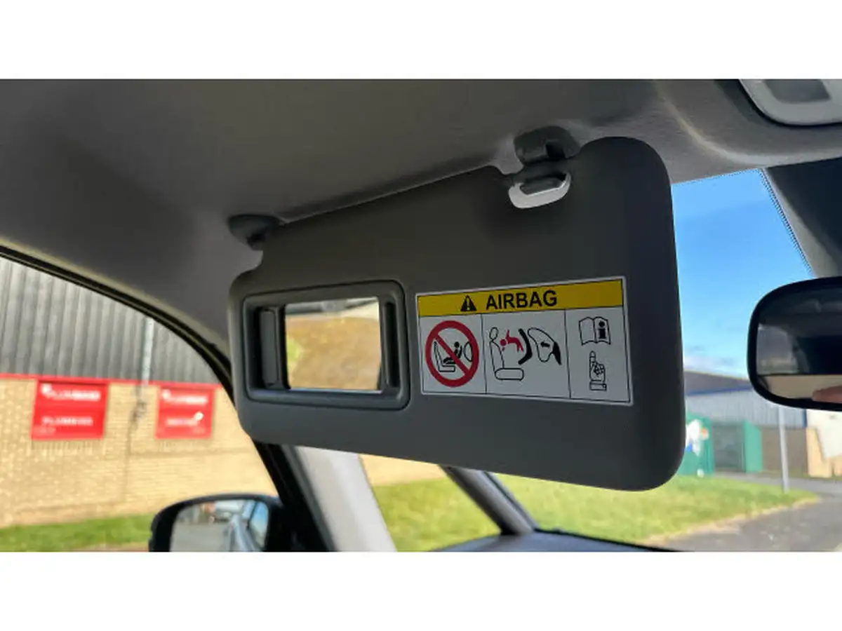 2022-honda-jazz-15-i-mmd-ex-107ps-big-39