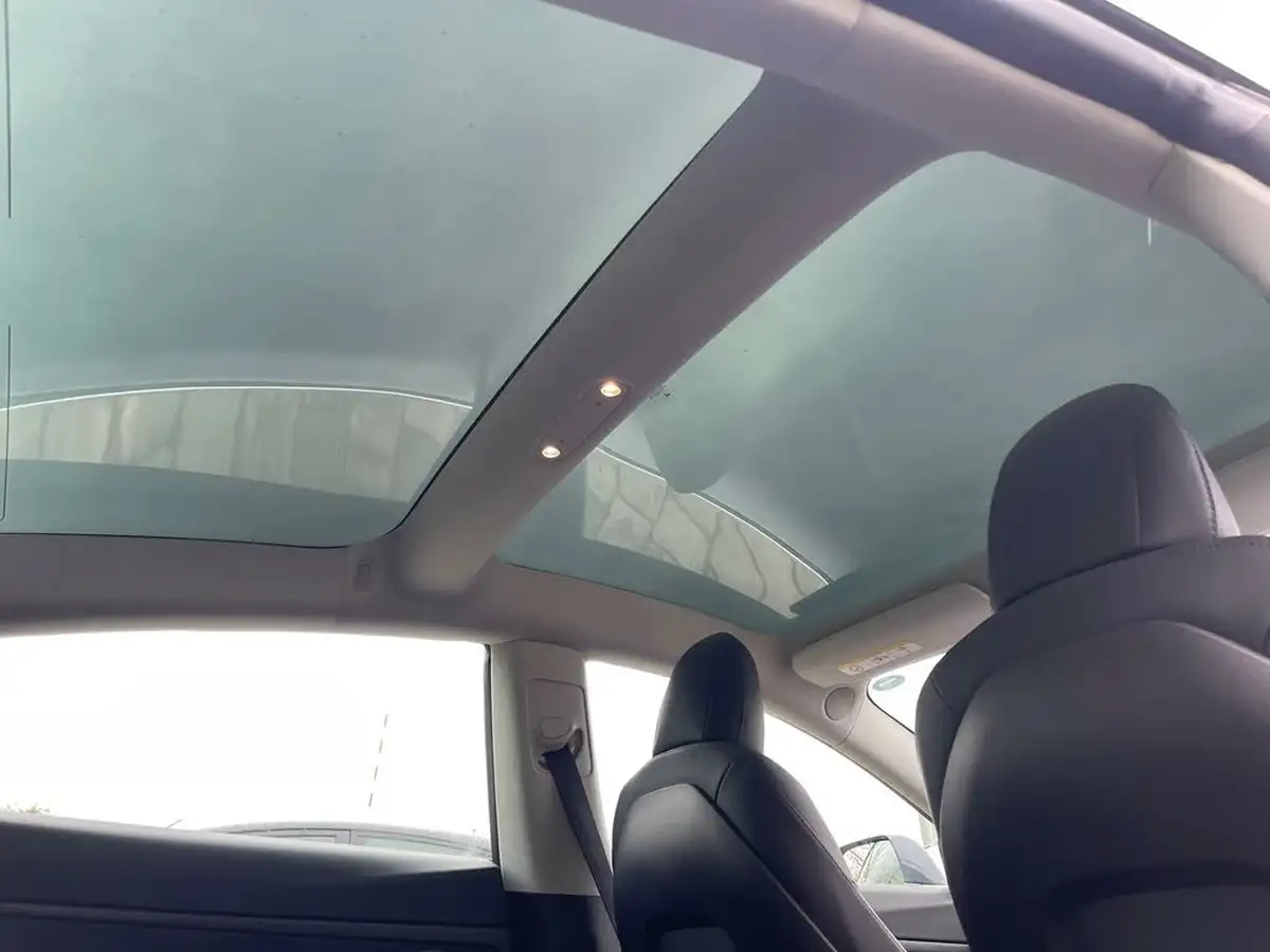 2020-tesla-model-3-e-long-range-big-56