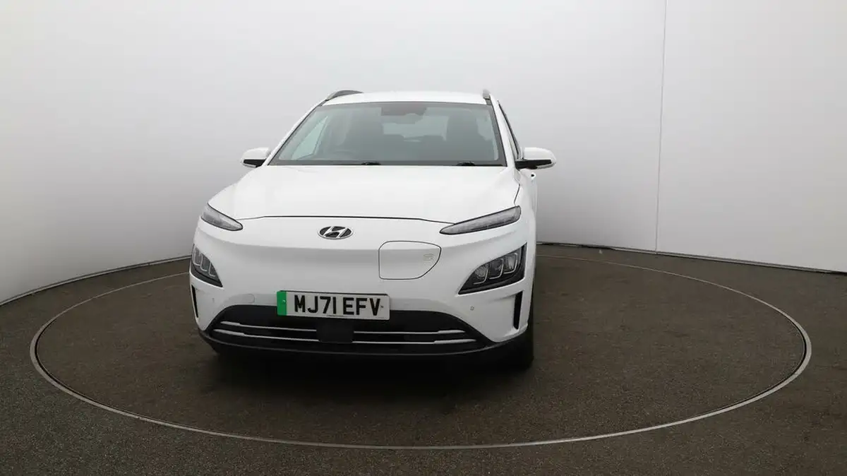 2022-hyundai-kona-e-premium-204ps-64kwh-7kw-obc-big-29