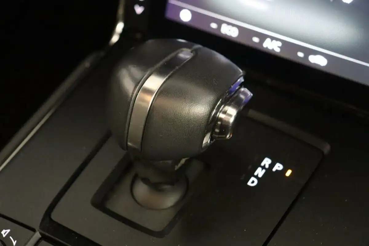 2021-mazda-mx-30-e-gt-sport-tech-big-28