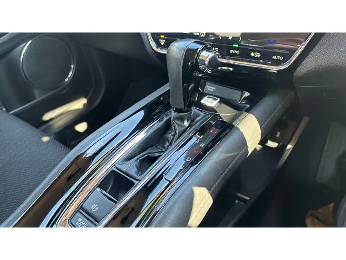 2018-honda-hr-v-15-i-vtec-se-cvt-big-23