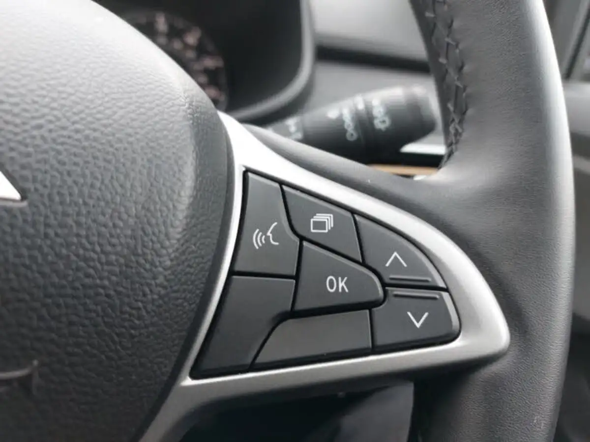 2024-dacia-sandero-stepway-10-tce-extreme-90bhp-big-13