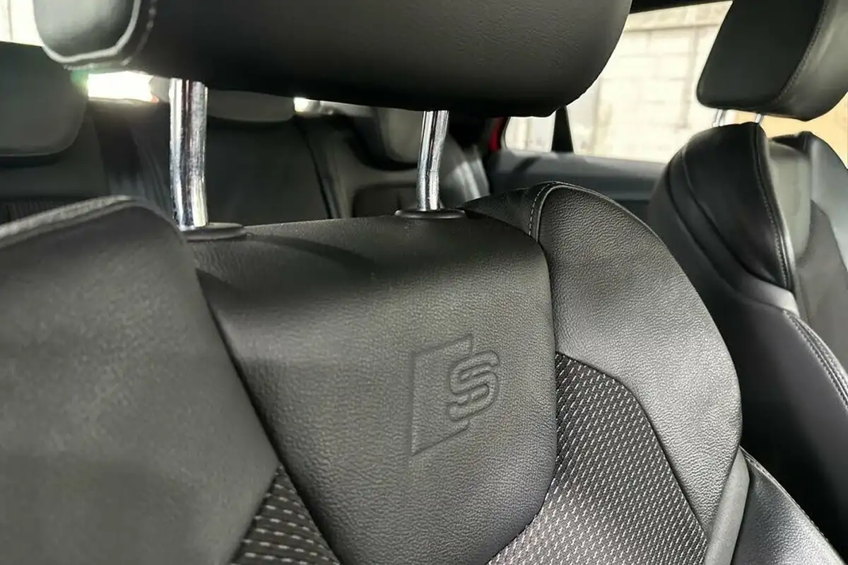 2021-audi-q2-10-30-tfsi-s-line-big-30