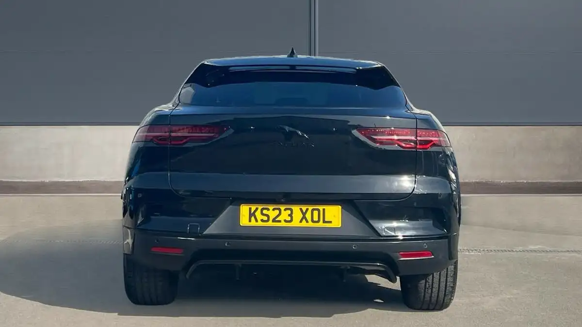 2023-jaguar-i-pace-ev400-r-dynamic-se-black-big-5