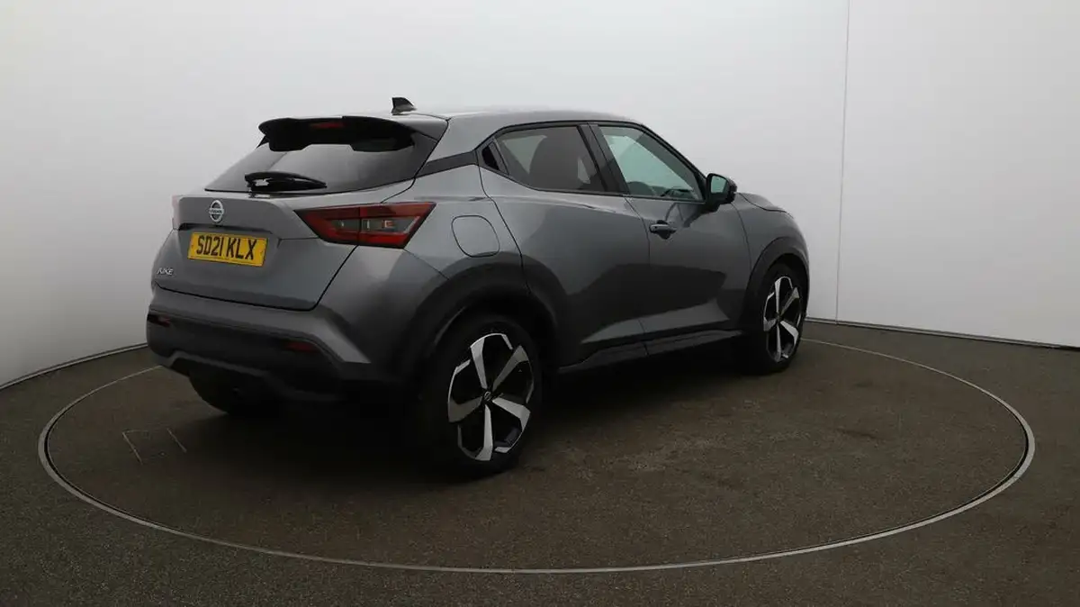 2021-nissan-juke-10-dig-t-tekna-big-45