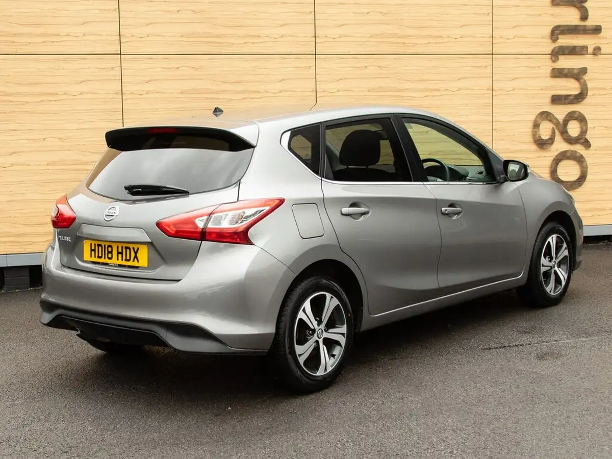 2018-nissan-pulsar-12-dig-t-acenta-big-1