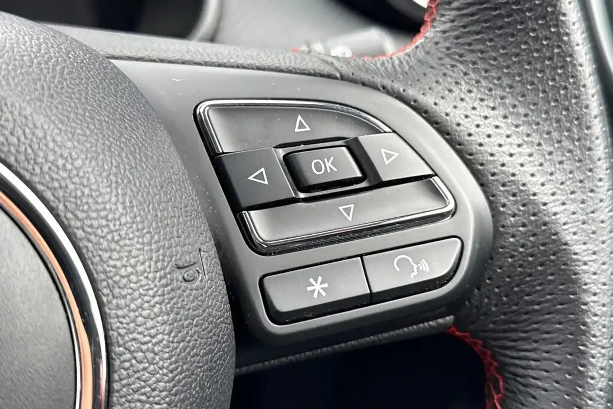 2023-mg-zs-suv-10t-gdi-exclusive-auto-big-37
