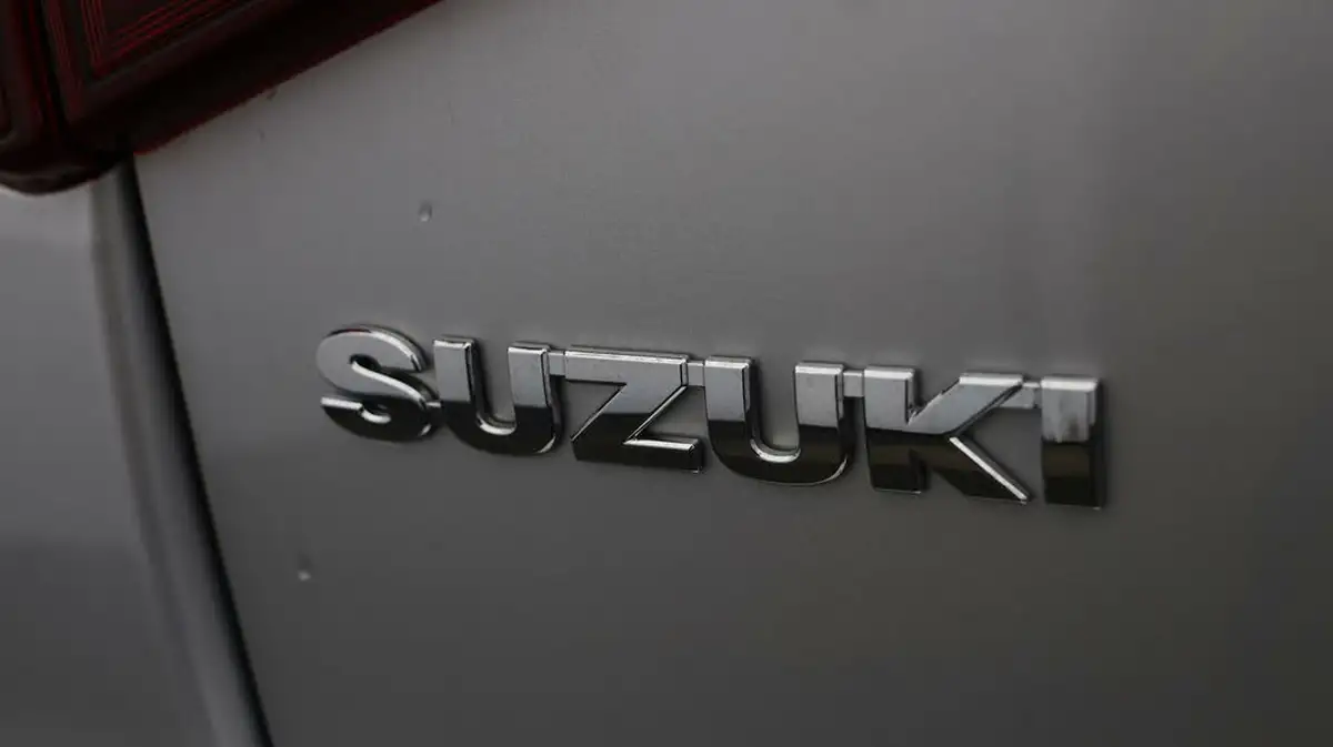 2020-suzuki-vitara-14-boosterjet-sz-t-140ps-auto-big-20