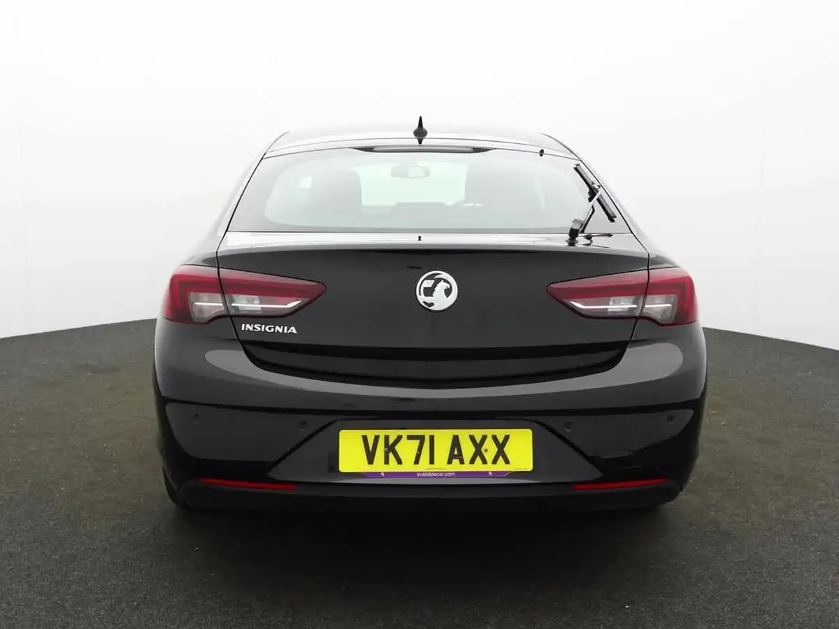 2021-vauxhall-insignia-grand-sport-15-turbo-d-se-nav-big-2