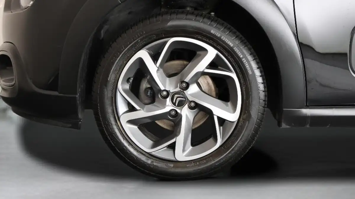 2020-citroen-c3-12-puretech-flair-83ps-big-17