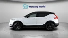 2018-volvo-xc40-15-t3-r-design-pro-small-3