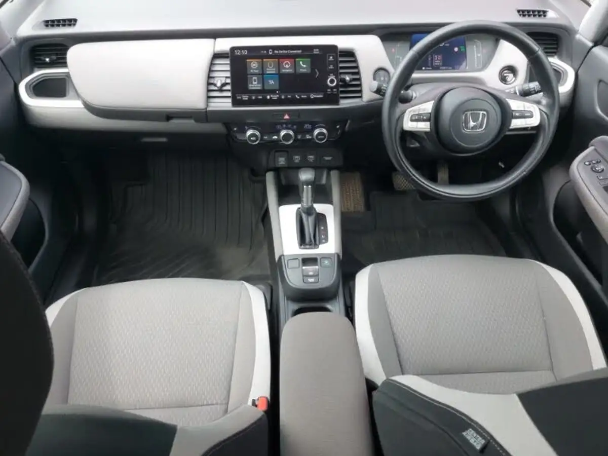 2021-honda-jazz-15-i-mmd-crosstar-ex-109ps-two-tone-big-2