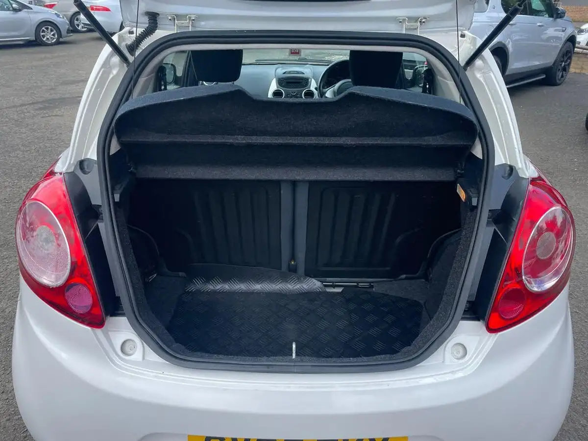 2015-ford-ka-12-zetec-ss-big-22
