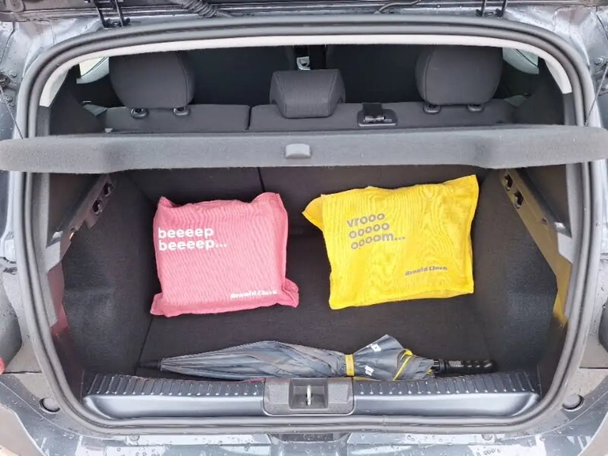 2021-dacia-sandero-10-sce-essential-big-7