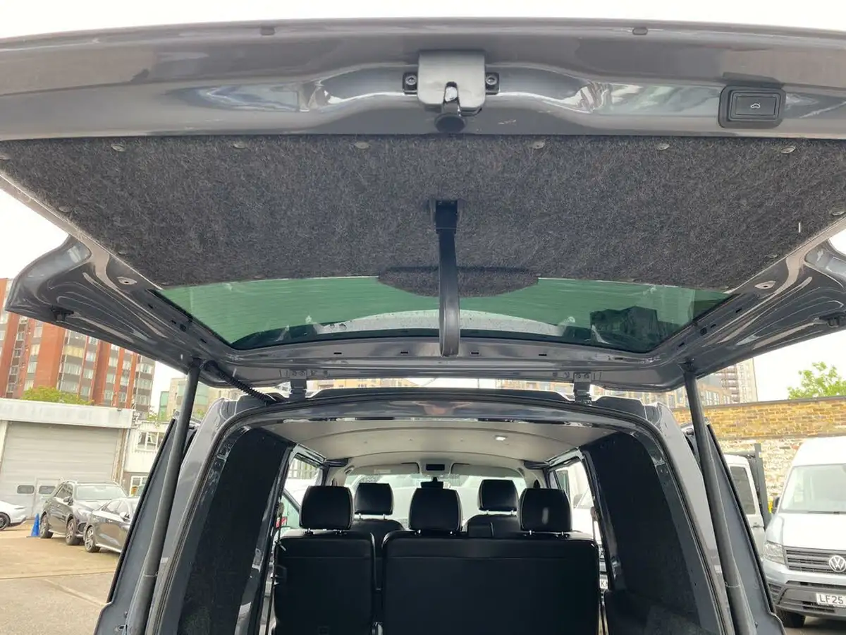 2021-volkswagen-transporter-20bitdi-t32-highline-bmt-swb-4motion-199pseu6dt-e-kombi-big-34