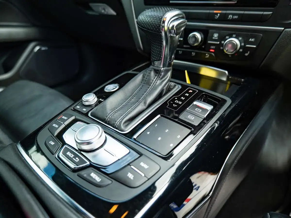 2014-audi-a7-30bitdi-quattro-black-edition-313ps-big-31