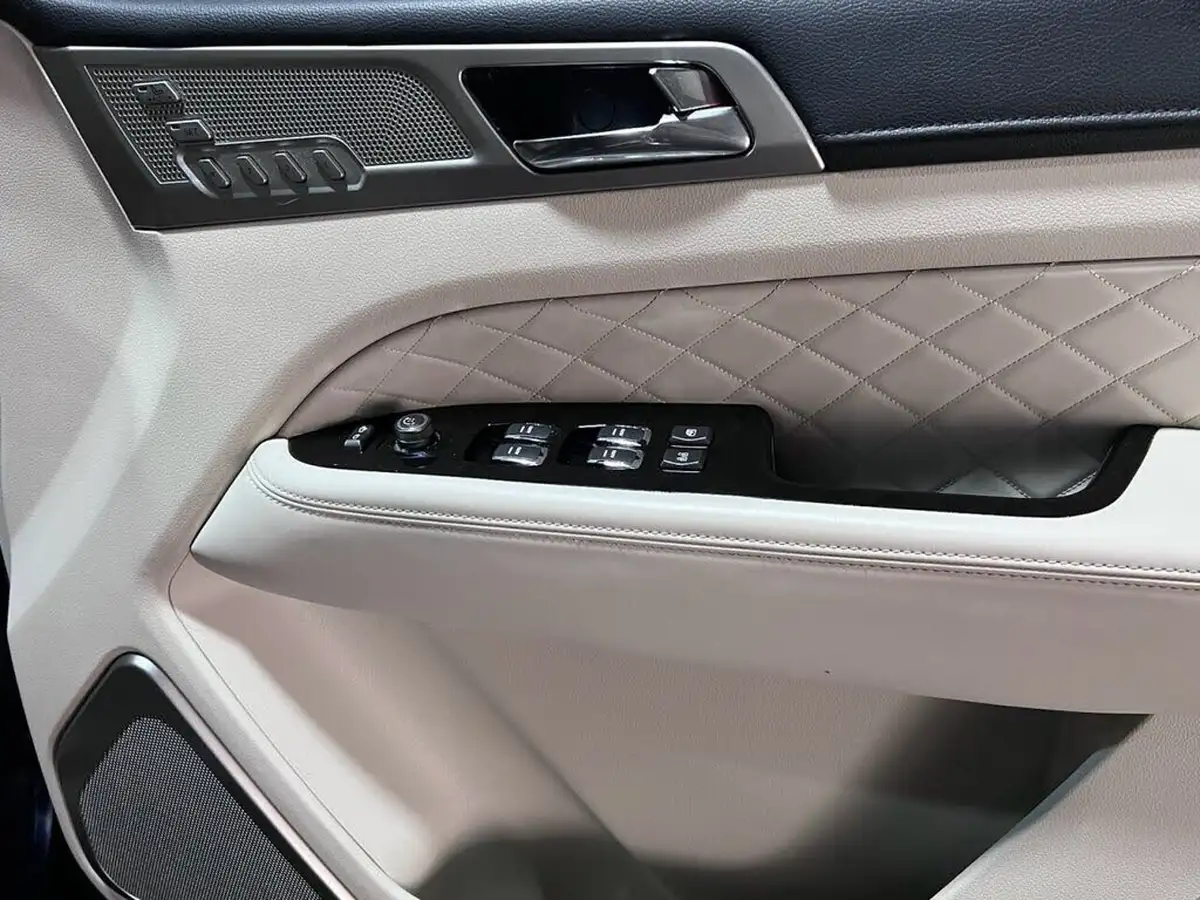 2018-kgm-ssangyong-rexton-22td-ultimate-big-25