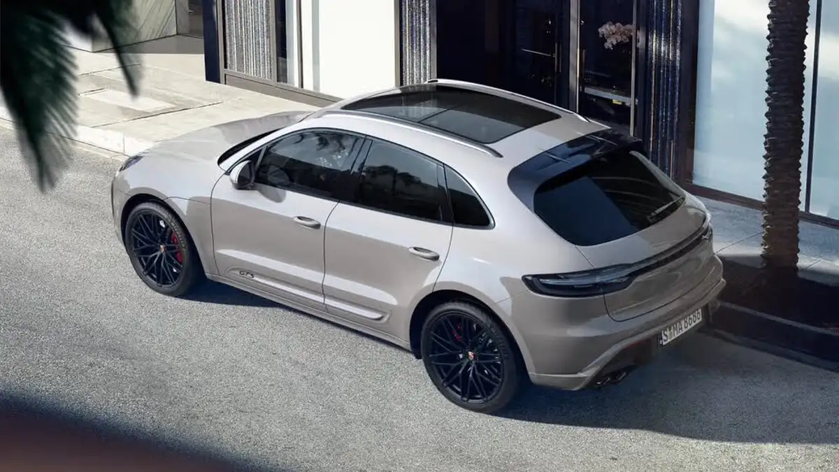 2022-porsche-macan-29-v6-gts-big-3