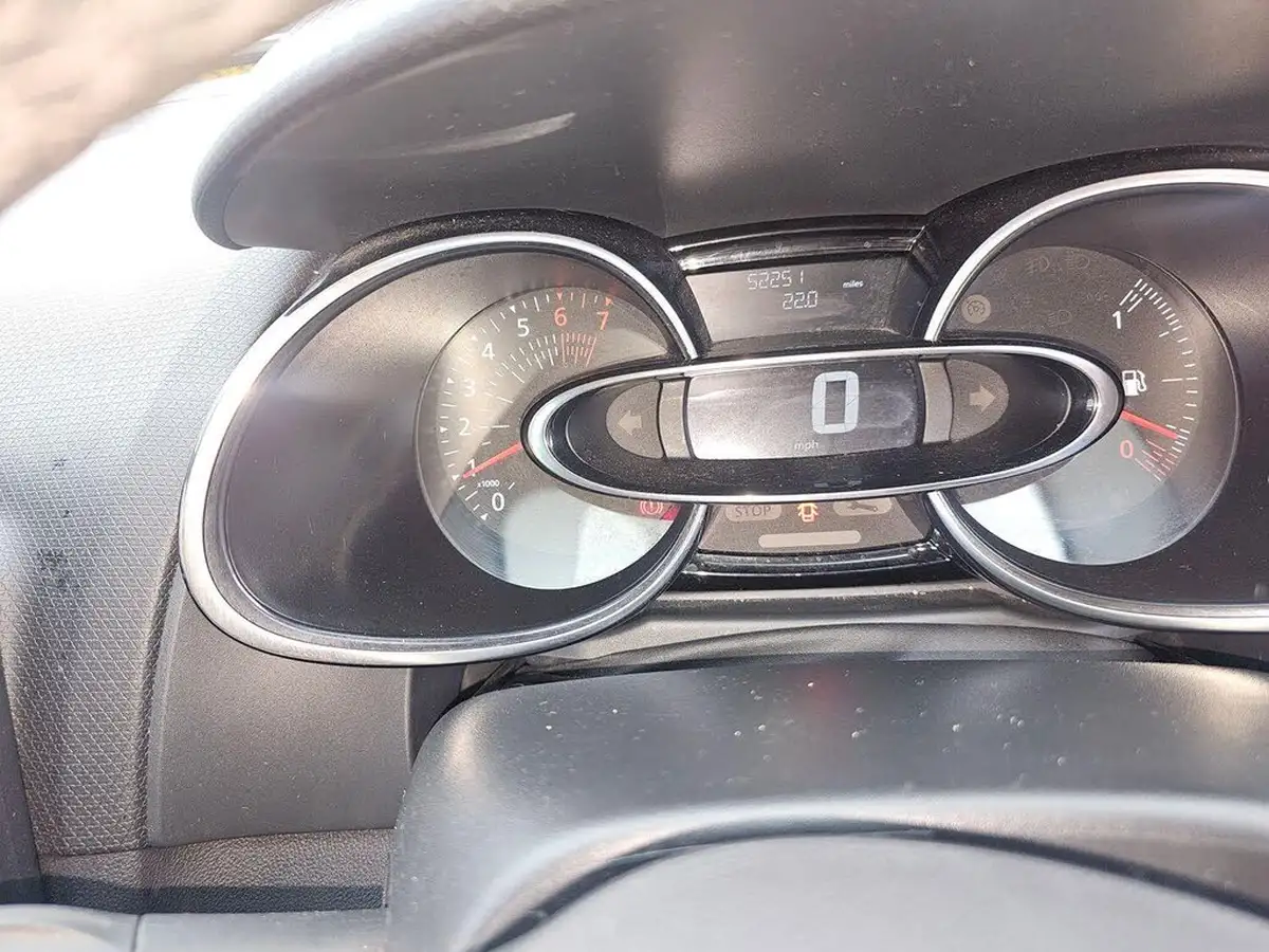 2018-renault-clio-12-dynamique-nav-big-21