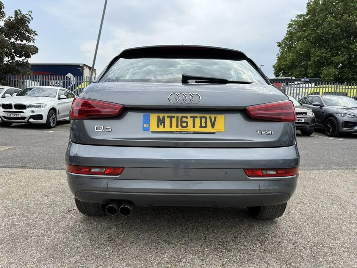 2016-audi-q3-14-tfsi-se-s-tronic-big-11