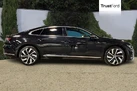 2022-volkswagen-arteon-20-tsi-r-line-fastback-small-2