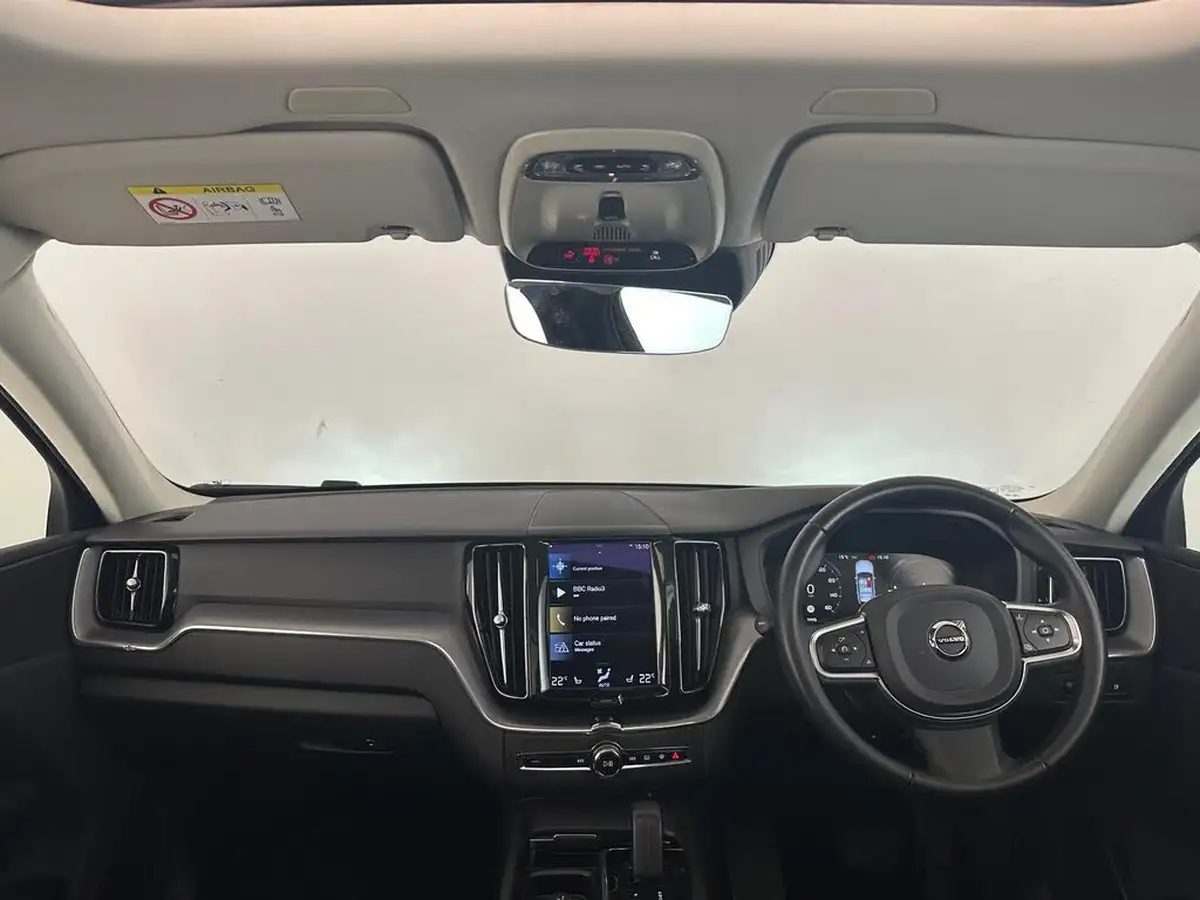 2021-volvo-xc60-20-t6-inscription-expression-340bhp-big-10