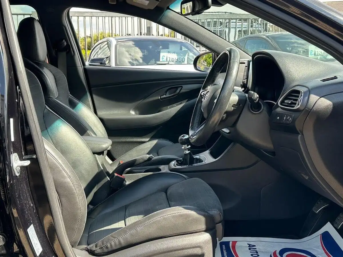 2019-hyundai-i30-n-20-t-gdi-n-performance-hatchback-big-17