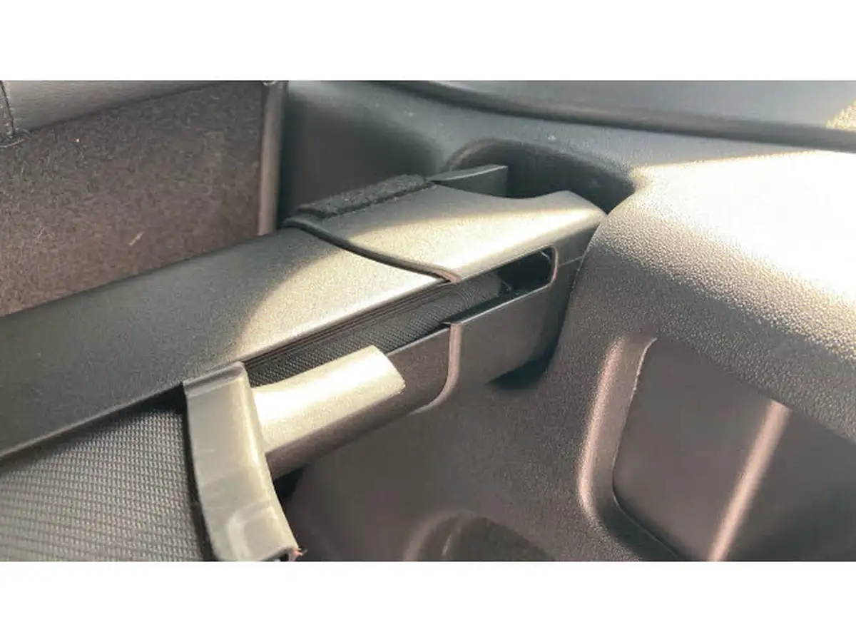 2025-land-rover-discovery-sport-20-d200-dynamic-hse-big-27