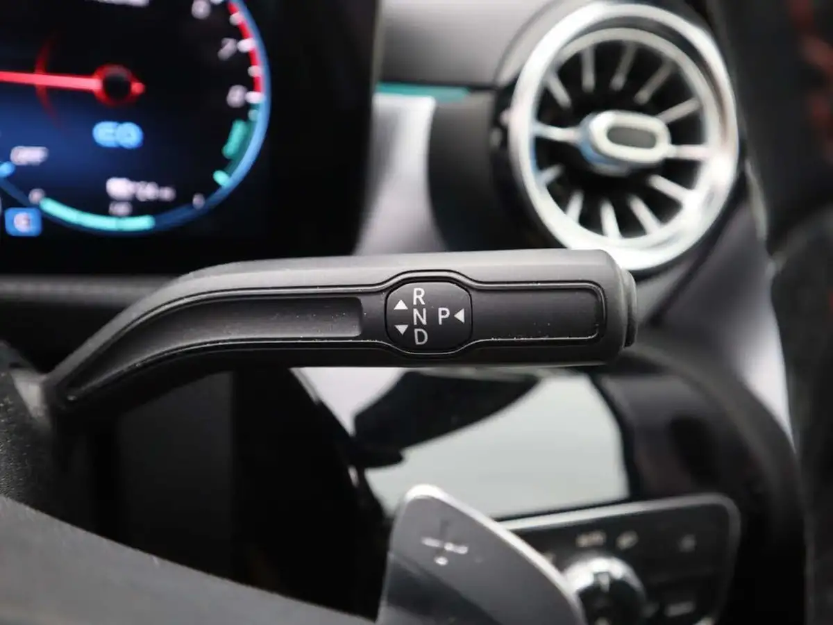 2020-mercedes-benz-a-class-13-a250e-amg-line-premium-plus-saloon-4d-big-33