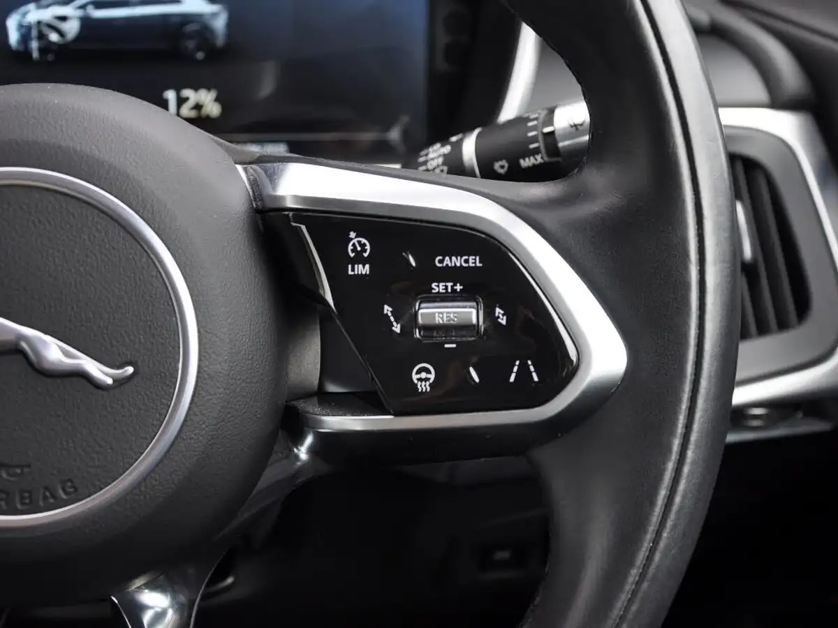 2021-jaguar-i-pace-ev400-hse-big-23