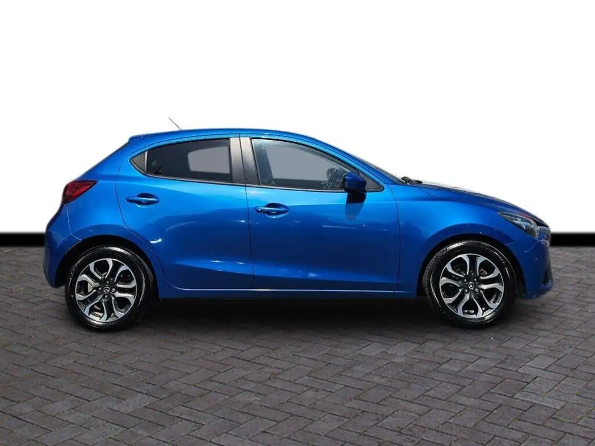 2016-mazda-mazda2-15-sport-nav-90ps-big-3
