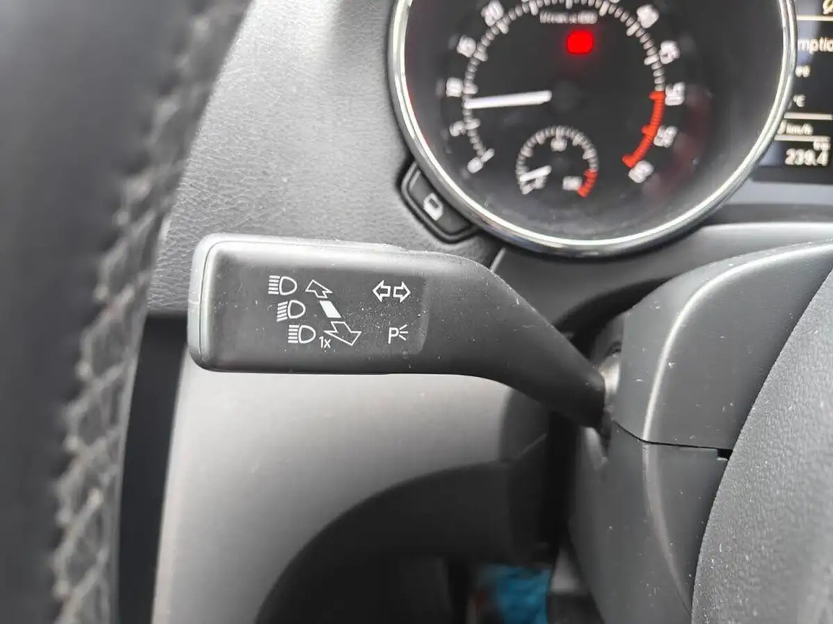 2015-skoda-yeti-outdoor-16tdi-s-greenline-ii-big-60