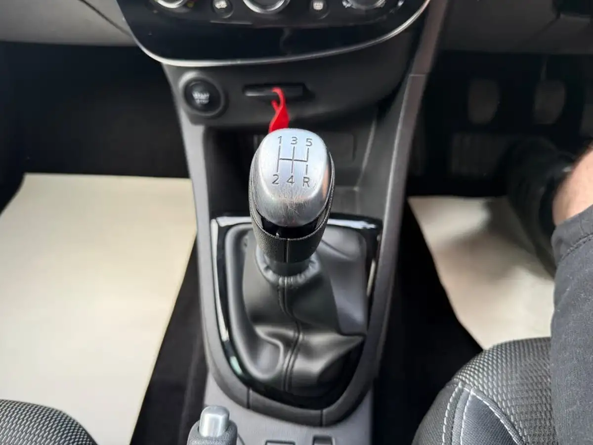 2018-renault-clio-09-tce-iconic-90ps-big-5