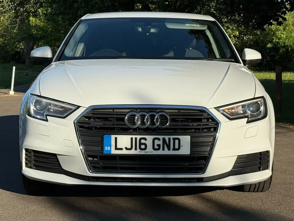 2016-audi-a3-14-tfsi-se-150ps-cod-ss-sportback-5d-1395cc-s-tronic-big-3