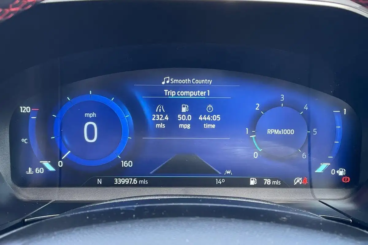 2022-ford-kuga-15-st-line-x-edition-big-12