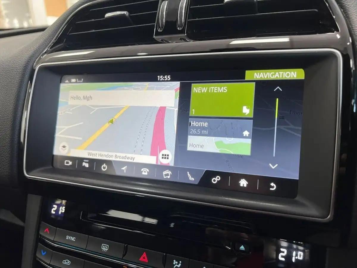 2016-jaguar-f-pace-20-i4d-prestige-awd-auto-big-14
